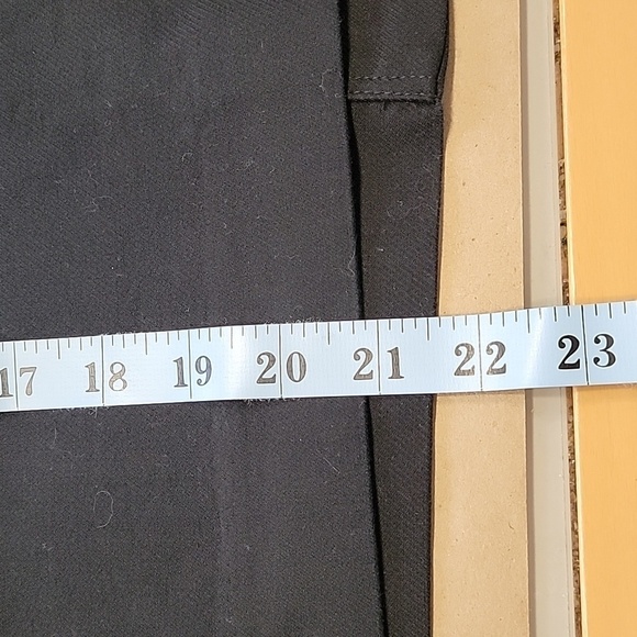 J. by J. Crew, Size 6 Black 100% Cotton Midi Skirt, Gently Used Condition - Picture 6 of 10